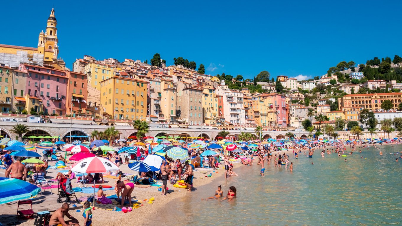 Top 12 des plus belles Plages de la Côte d'Azur (avec Carte et Photos)